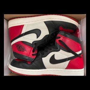 UA Jordan 1 Bred toe